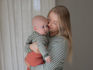 nostebarn mom and baby